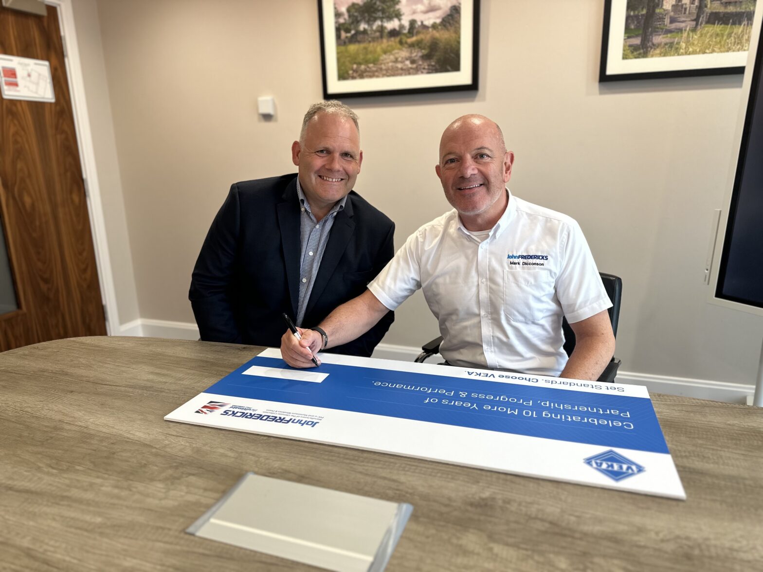 A new 10-year partnership has been agreed between John Fredericks Plastics and VEKA